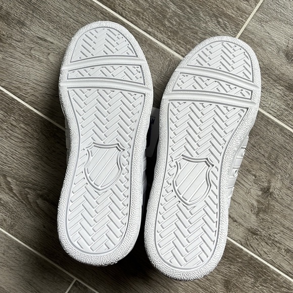 K-Swiss Classic White Sneaker 8 NWT - Picture 12 of 14